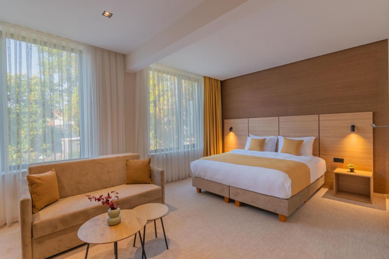 Hotel Osetia Garden Momcsilgrad Kültér fotó
