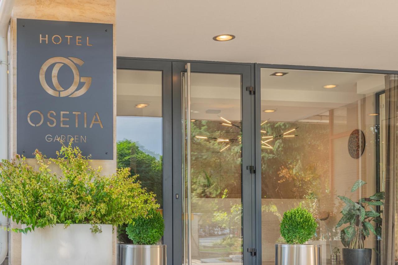 Hotel Osetia Garden Momcsilgrad Kültér fotó